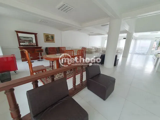 Casa com 250m² 1 quarto e 2 banheiros, à venda, no bairro Parque Via Norte em Campinas