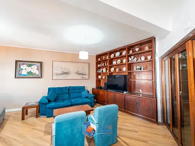 Casa com 515m² 3 quartos e 3 banheiros, à venda, no bairro Cidade Domitila em São Paulo