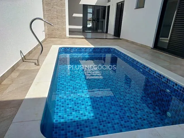 Casa com 265m² 3 quartos e 5 banheiros, à venda, no bairro Aparecidinha em Sorocaba