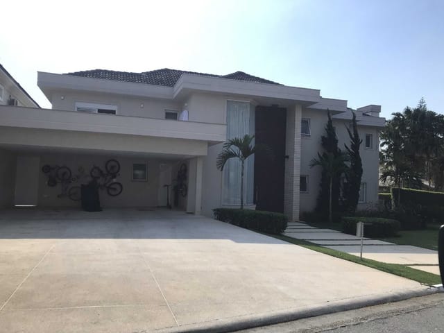 Casa com 527m² 4 quartos e 6 banheiros, à venda, no bairro Alphaville em Santana de Parnaíba