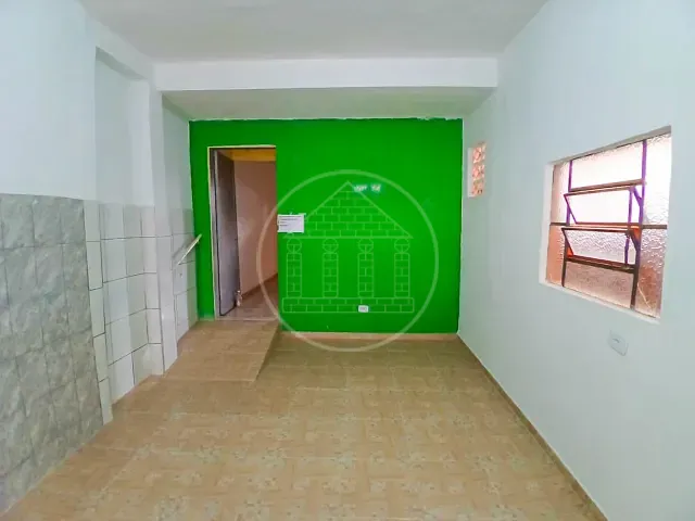 Casa com 160m² 2 quartos e 1 banheiro, para alugar, no bairro Jardim Myrna em São Paulo