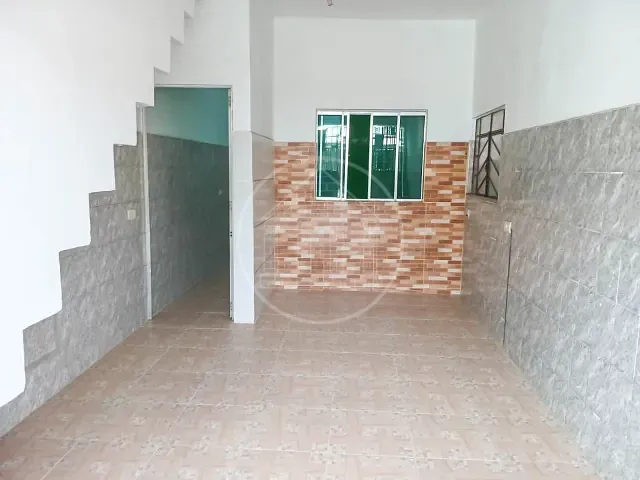 Casa com 160m² 2 quartos e 1 banheiro, para alugar, no bairro Jardim Myrna em São Paulo