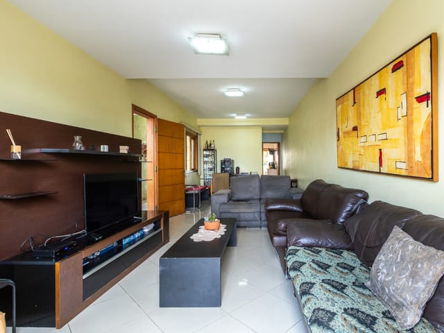 Casa com 163m² 4 quartos e 4 banheiros, à venda, no bairro Vila Anglo Brasileira em São Paulo
