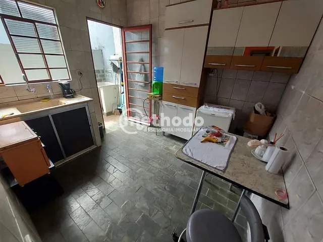 Casa com 200m² 3 quartos e 2 banheiros, à venda, no bairro Vila Costa e Silva em Campinas
