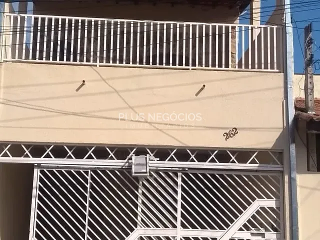 Sobrado 3 quartos e 2 banheiros, à venda, no bairro Wanel Ville em Sorocaba