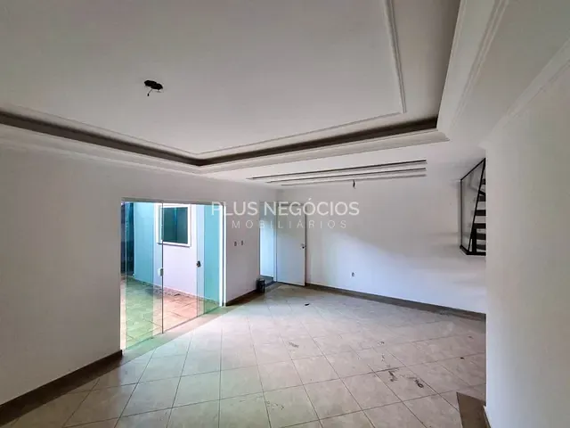 Casa com 200m² 3 quartos e 3 banheiros, à venda, no bairro Jardim Wanel Ville V em Sorocaba