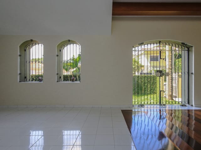 Foto do Casa - Casa para venda e locação em Pacaembu com 3 quartos, sendo 1 suíte , 255m² | Lares e Andares Imóveis