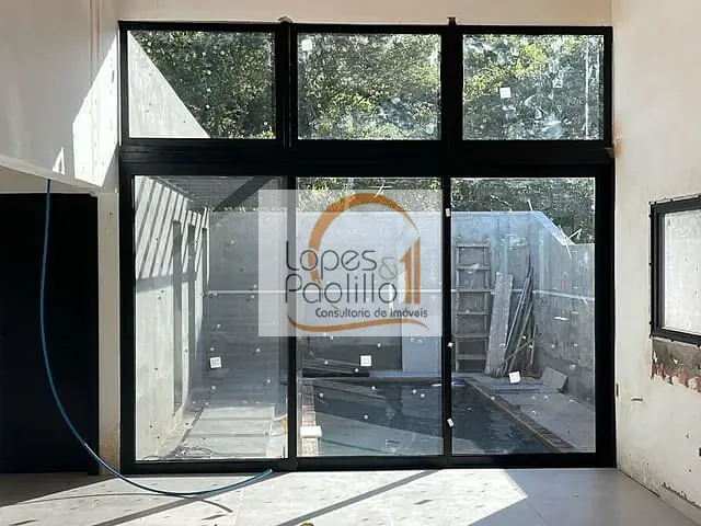 Casa com 300m² 3 quartos e 3 banheiros, à venda, no bairro Laranja Azeda em Atibaia