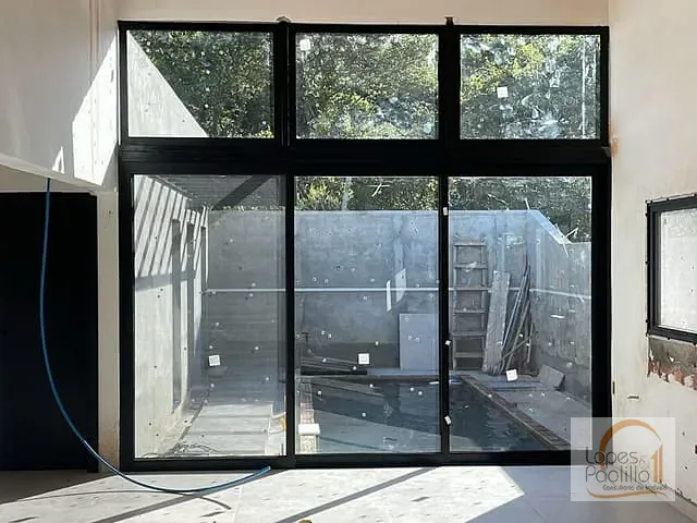 Casa com 300m² 3 quartos e 3 banheiros, à venda, no bairro Laranja Azeda em Atibaia