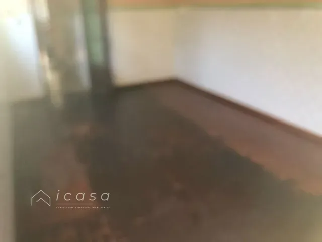 Casa com 300m² 3 quartos e 2 banheiros, à venda, no bairro Parque Interlagos em São José dos Campos