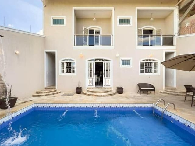 Foto do Casa - Casa com 5 dormitórios à venda, 420 m² por R$ 990.000,00 - Vila Nogueira - Campinas/SP | Methodo Assessoria Imobiliária e Administração de Bens Ltda