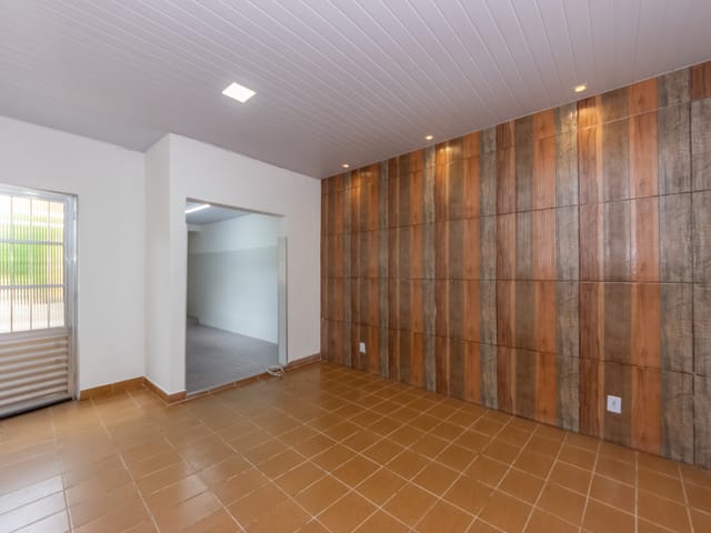 Casa com 200m² 4 quartos e 2 banheiros, à venda, no bairro Cambuci em São Paulo