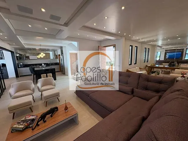 Casa com 818m² 4 quartos e 6 banheiros, à venda, no bairro Condomínio Residencial Shamballa III em Atibaia