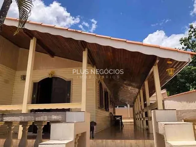 Casa com 310m² 3 quartos e 4 banheiros, à venda, no bairro Jardim Rosália Alcolea em Sorocaba