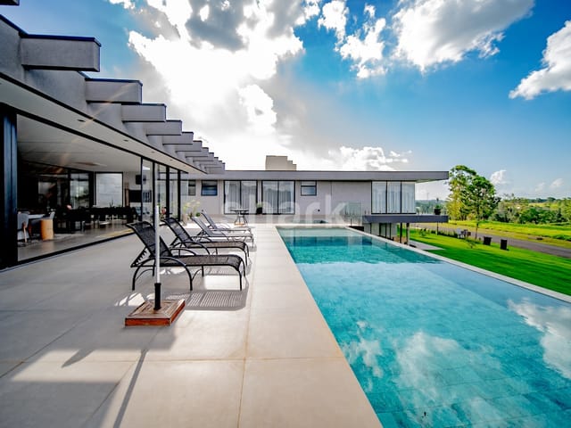 Casa com 2340m² 5 quartos e 7 banheiros, à venda, no bairro Condomínio Terras de São José em Itu