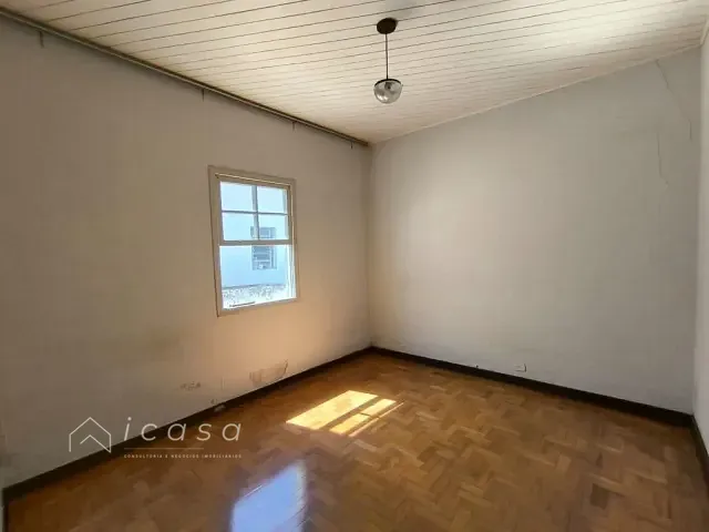 Casa com 513m² 3 quartos e 2 banheiros, à venda, no bairro Vila Pantaleão em Caçapava
