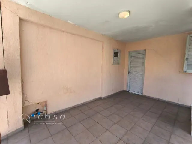 Casa com 513m² 3 quartos e 2 banheiros, à venda, no bairro Vila Pantaleão em Caçapava