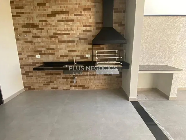 Casa com 300m² 3 quartos e 4 banheiros, à venda, no bairro Jardim do Paço em Sorocaba