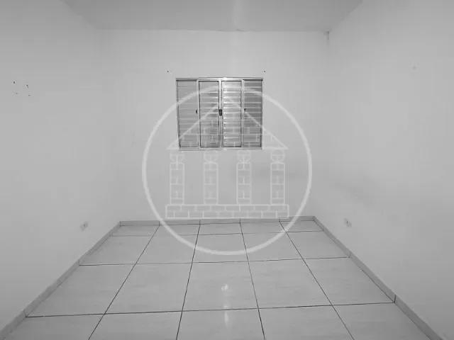Casa com 50m² 1 quarto e 1 banheiro, para alugar, no bairro Jardim Angelina em São Paulo