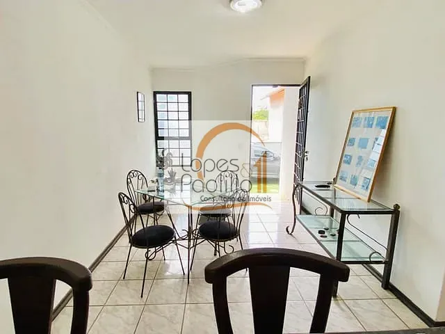 Casa com 112m² 2 quartos e 1 banheiro, à venda, no bairro Jardim Santa Bárbara em Atibaia