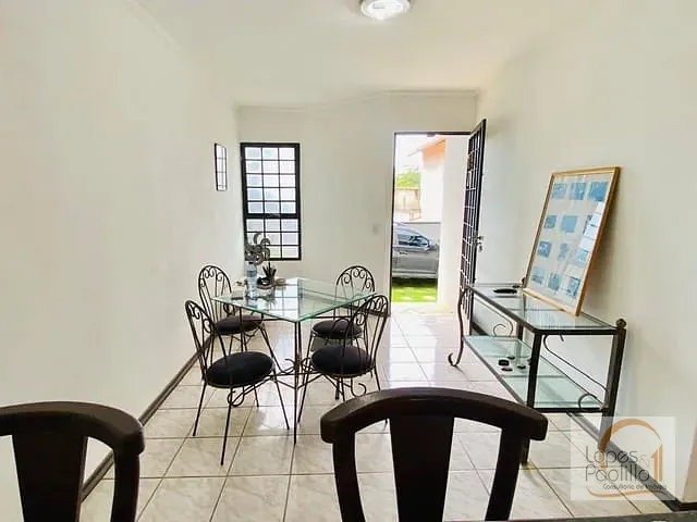 Casa com 112m² 2 quartos e 1 banheiro, à venda, no bairro Jardim Santa Bárbara em Atibaia