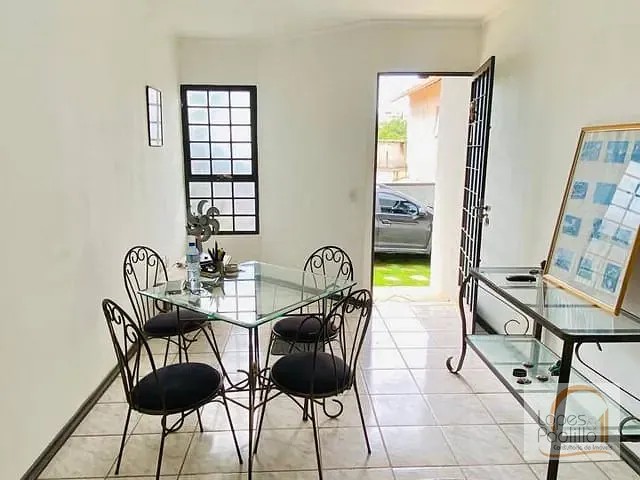 Casa com 112m² 2 quartos e 1 banheiro, à venda, no bairro Jardim Santa Bárbara em Atibaia