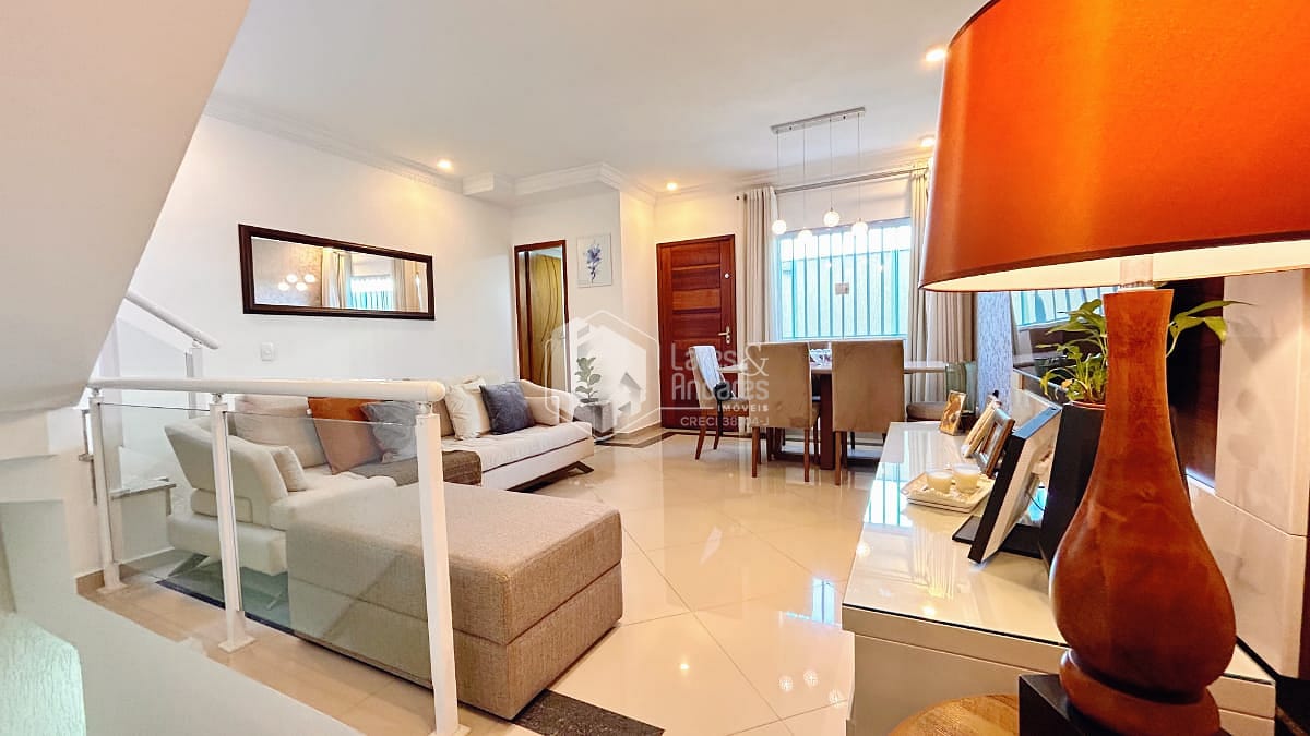 Casa, 3 quartos, 117 m² - Foto 1