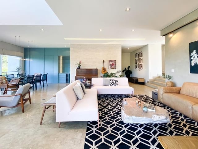 Casa com 1030m² 4 quartos e 7 banheiros, à venda, no bairro Alphaville em Santana de Parnaíba