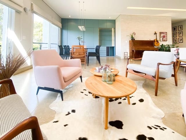 Casa com 1030m² 4 quartos e 7 banheiros, à venda, no bairro Alphaville em Santana de Parnaíba