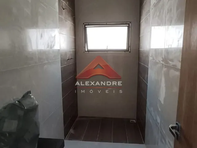 Casa com 300m² 3 quartos e 2 banheiros, à venda, no bairro Residencial Terras Do Vale em Caçapava
