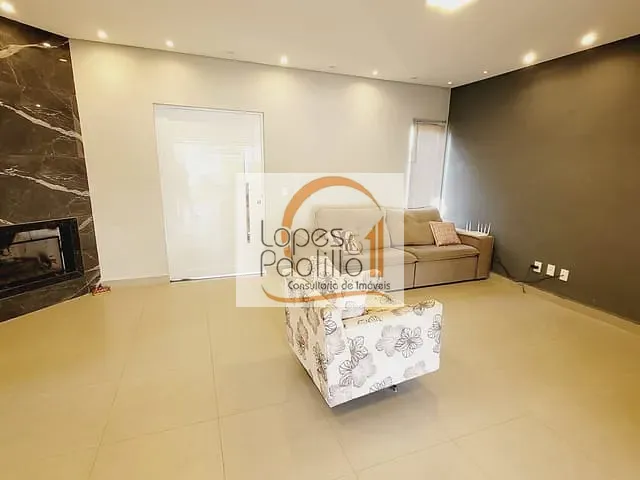 Casa com 300m² 3 quartos e 3 banheiros, à venda ou para alugar, no bairro Condomínio Terras Atibaia I em Atibaia