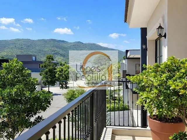 Casa com 525m² 4 quartos e 5 banheiros, à venda, no bairro Loteamento Granville Atibaia em Atibaia