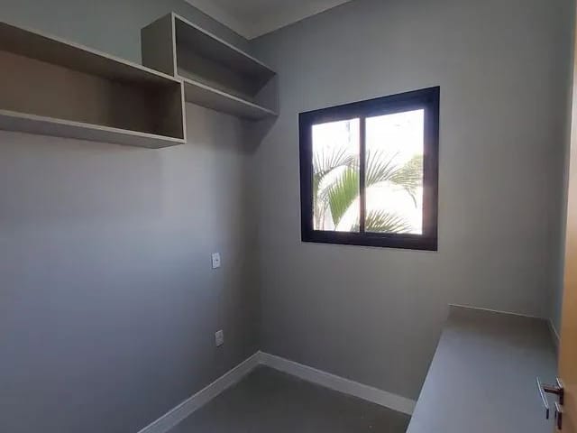 Casa com 300m² 4 quartos e 3 banheiros, à venda, no bairro Parque Vera Cruz em Tremembé