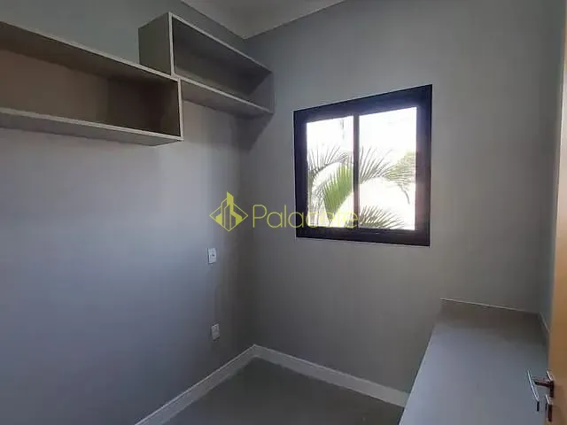 Casa com 300m² 4 quartos e 3 banheiros, à venda, no bairro Parque Vera Cruz em Tremembé