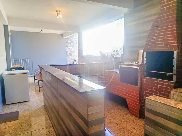 Casa com 500m² 4 quartos e 3 banheiros, à venda, no bairro Bororé em São Paulo