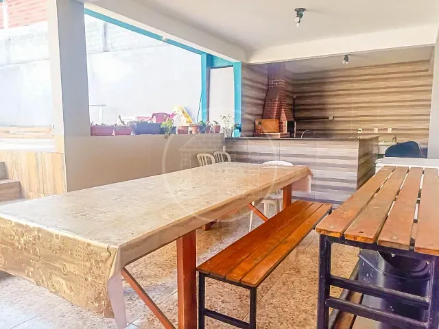 Casa com 500m² 4 quartos e 3 banheiros, à venda, no bairro Bororé em São Paulo