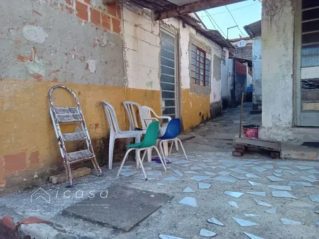Casa com 300m², à venda, no bairro Monte Castelo em São José dos Campos