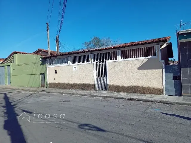 Casa com 300m², à venda, no bairro Monte Castelo em São José dos Campos