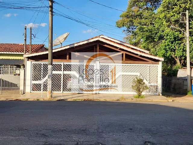 Casa com 250m² 3 quartos e 2 banheiros, à venda, no bairro Ressaca em Atibaia