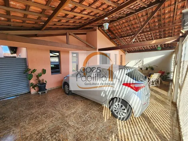 Casa com 250m² 3 quartos e 2 banheiros, à venda, no bairro Ressaca em Atibaia
