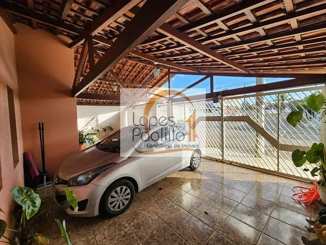 Casa com 250m² 3 quartos e 2 banheiros, à venda, no bairro Ressaca em Atibaia