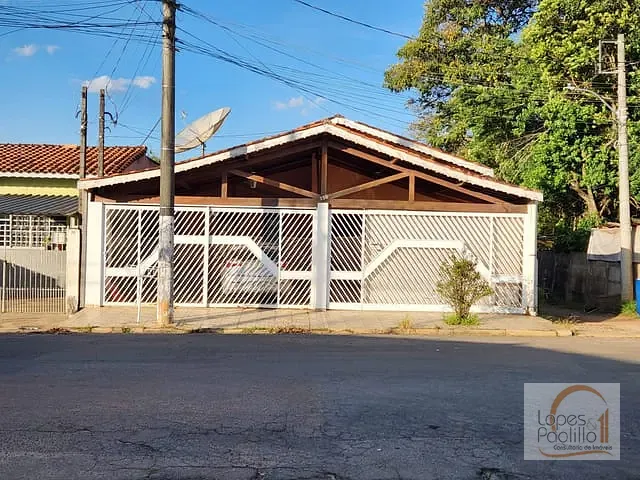 Casa com 250m² 3 quartos e 2 banheiros, à venda, no bairro Ressaca em Atibaia
