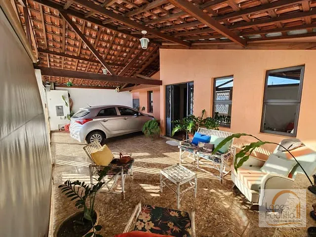 Casa com 250m² 3 quartos e 2 banheiros, à venda, no bairro Ressaca em Atibaia