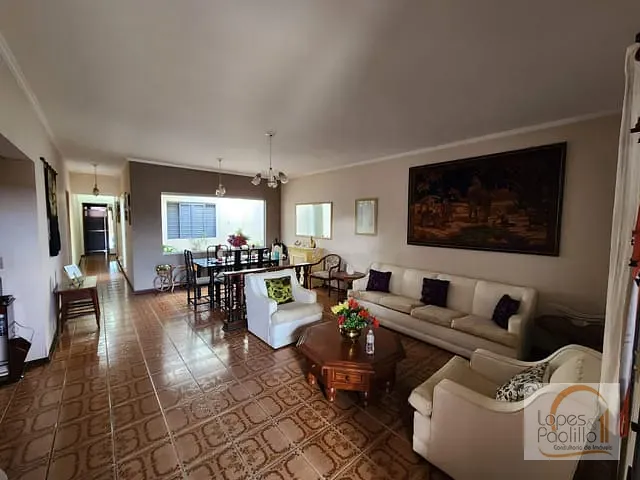 Casa com 250m² 3 quartos e 2 banheiros, à venda, no bairro Ressaca em Atibaia