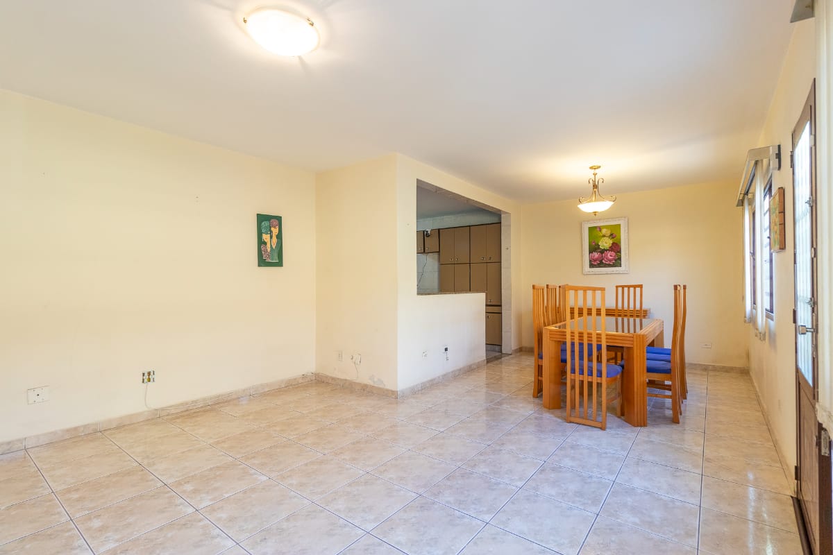 Foto do Casa-Casa tipo para venda em Vila Ester (Zona Norte) com 2 quartos, 149m²