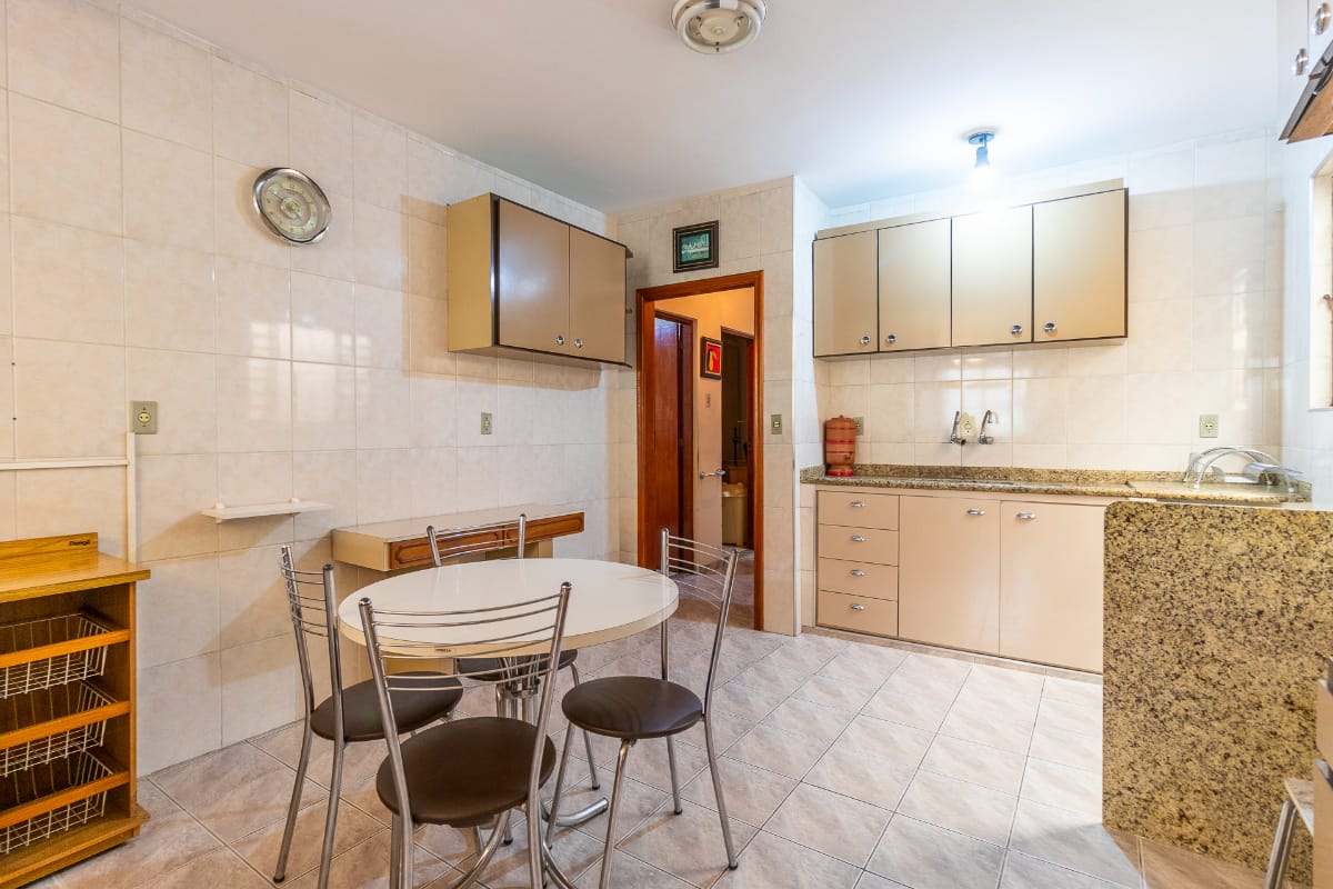 Foto do Casa-Casa tipo para venda em Vila Ester (Zona Norte) com 2 quartos, 149m²