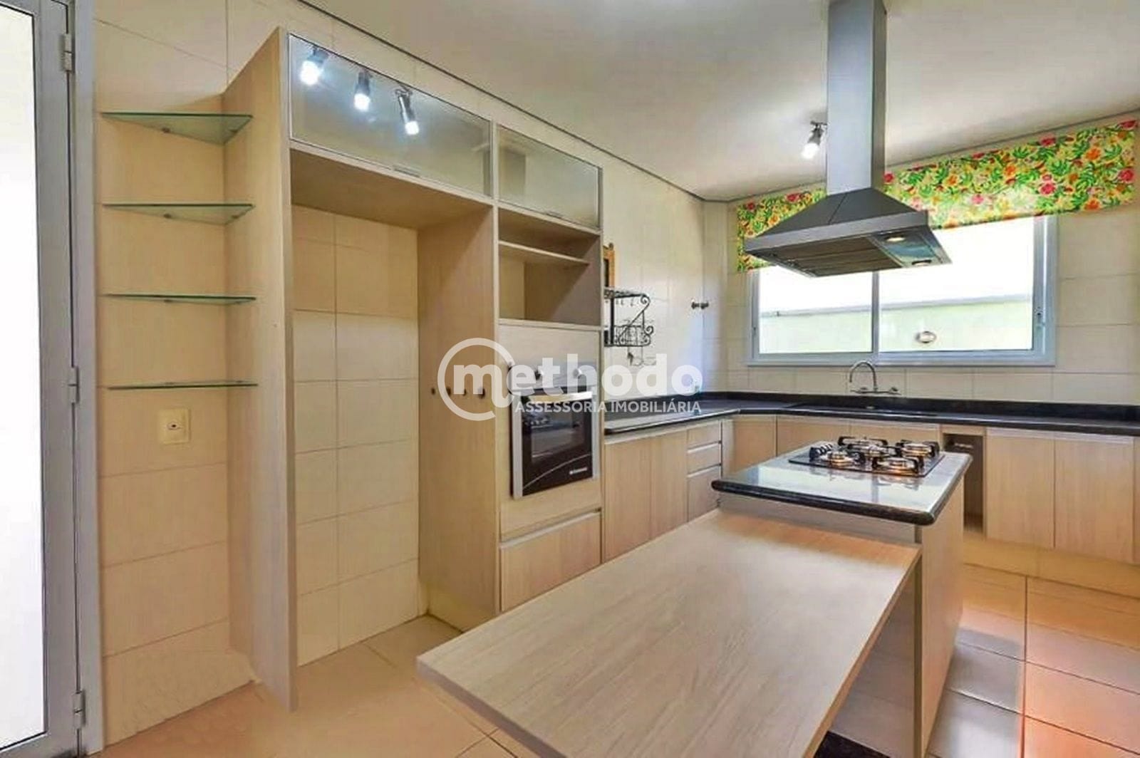 Casa, 3 quartos, 282 m² - Foto 8