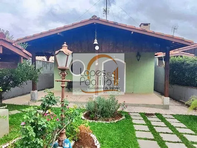 Casa com 400m² 3 quartos e 2 banheiros, à venda, no bairro Caetetuba em Atibaia