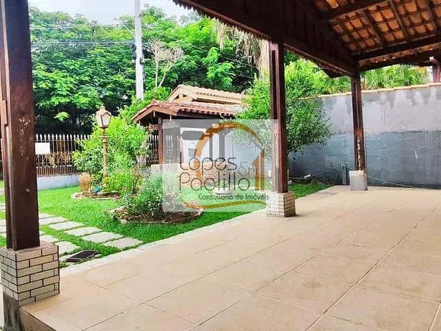 Casa com 400m² 3 quartos e 2 banheiros, à venda, no bairro Caetetuba em Atibaia