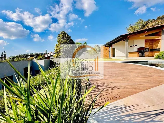 Casa com 1000m² 4 quartos e 5 banheiros, à venda ou para alugar, no bairro Condomínio Flamboyant-B em Atibaia